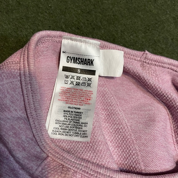 Gymshark crop top - Picture 2 of 3